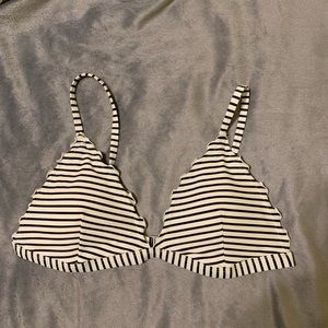 Hollister triangle top